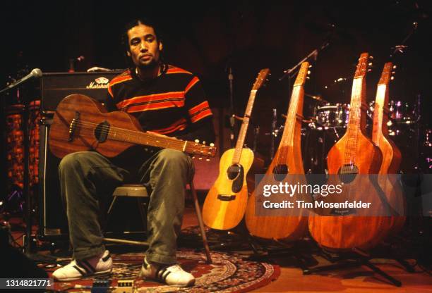 Ben Harper poses at Kresge Auditorium on January 18, 1996 in Palo Alto, California.