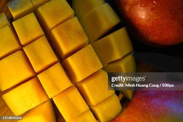 close-up of fresh fruits,paris,france - マンゴー ストックフォトと画像