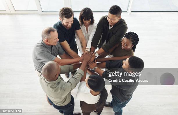 Huddle Top View Team Huddle Top View Photos and Premium High Res Pictures - Getty Images