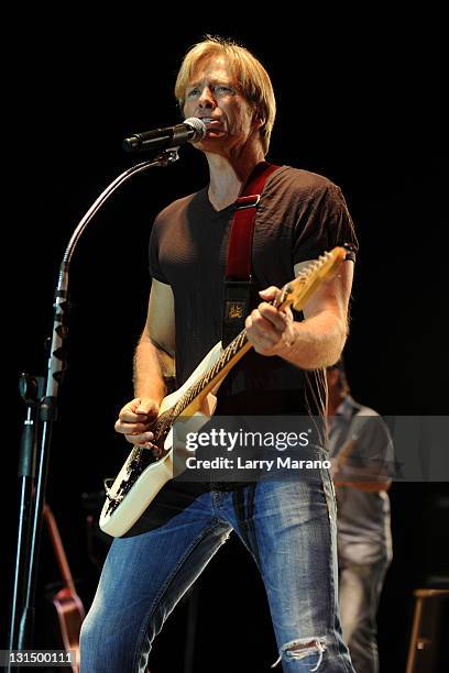 Jack Wagner performs at Mizner Park Amphitheatre on November 4, 2011 in Boca Raton, Florida.