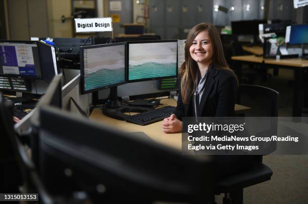 Erin Rapp 66 Vo Tech School Stock Photos, High-Res Pictures, and Images - Getty ...