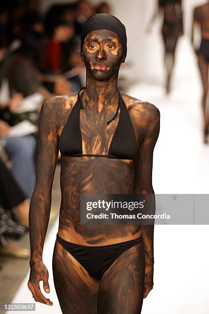 Model wearing Juan Carlos Obando Spring 2006 during Mercedes-Benz Spring 2006 L.A. Fashion Week at Smashbox Studios - Juan Carlos Obando - Runway at...