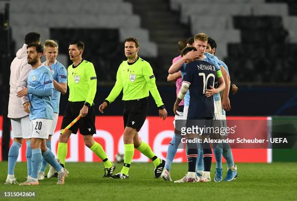 Kevin De Bruyne of Manchester City interacts with Neymar of Paris Saint-Germain after the UEFA Champions League Semi Final First Leg match between...