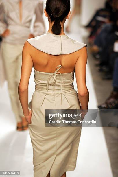 Model wearing Juan Carlos Obando Spring 2006 during Mercedes-Benz Spring 2006 L.A. Fashion Week at Smashbox Studios - Juan Carlos Obando - Runway at...