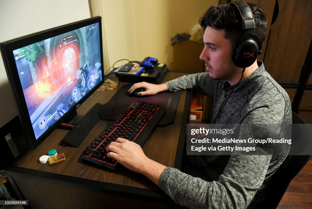 Andrew Hoffmann plays the video game Overwatch. In the Rockland Hall room of Albright College juniors Andrew Hoffmann, 20, and Markus Hamilton, 20, Monday evening October 1, 2018. Hamilton is the president of the Albright ESports club, and Hoffmann is the