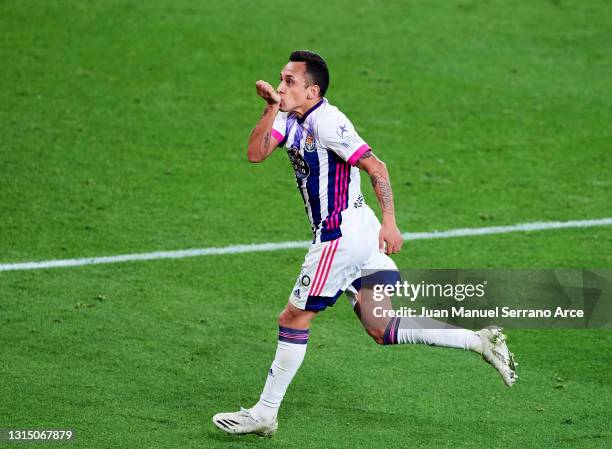 Fabian Orellana of Real Valladolid CF celebrates after scoring goal reacts during the La Liga Santander match between Athletic Club and Real...