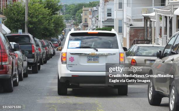 Izza Shultz Allen Shultz Photos and Premium High Res Pictures - Getty Images