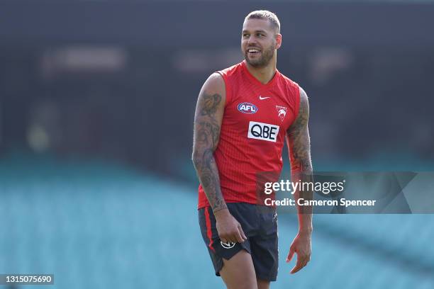 Lance Franklin of the Swans warms up during a Sydney Swans AFL training session at Lakeside Oval on April 29, 2021 in Sydney, Australia.