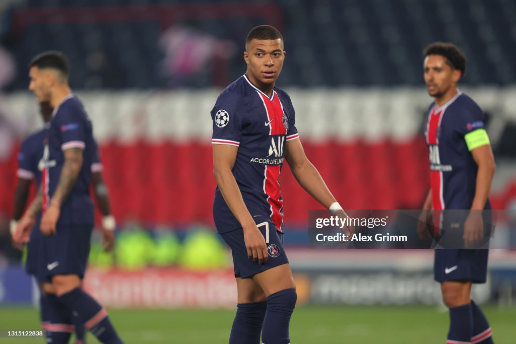 Paris Saint-Germain v Manchester City - UEFA Champions League Semi Final: Leg One