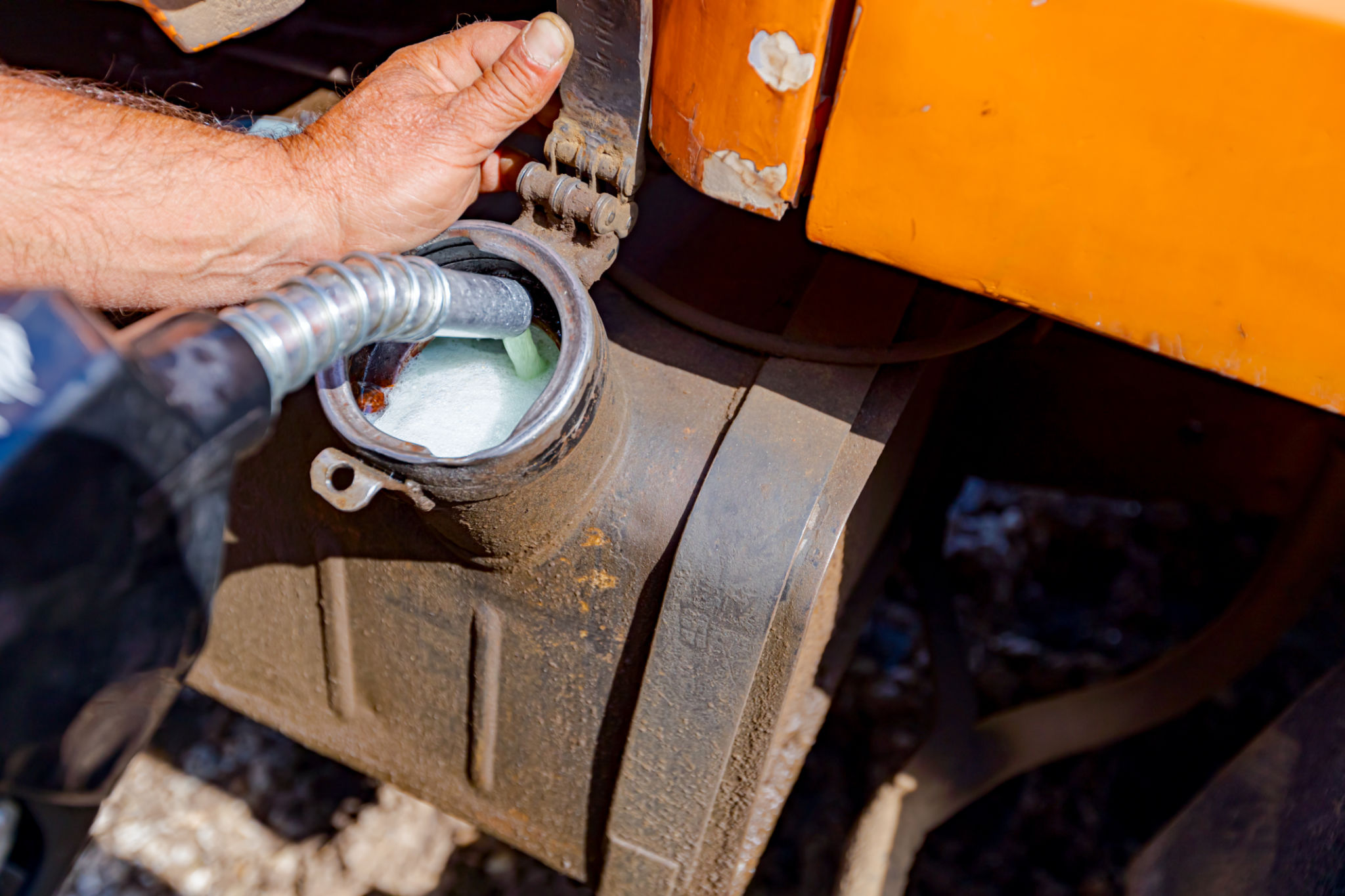 construction vehicles fueling