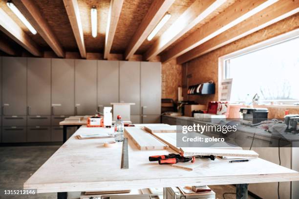 still of workbench in carpentry - workbench stock pictures, royalty-free photos & images