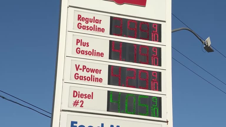 Shell Angeles 399 Shell Gas Pump Stock Videos, Footage, & 4K Video Clips - Getty Images