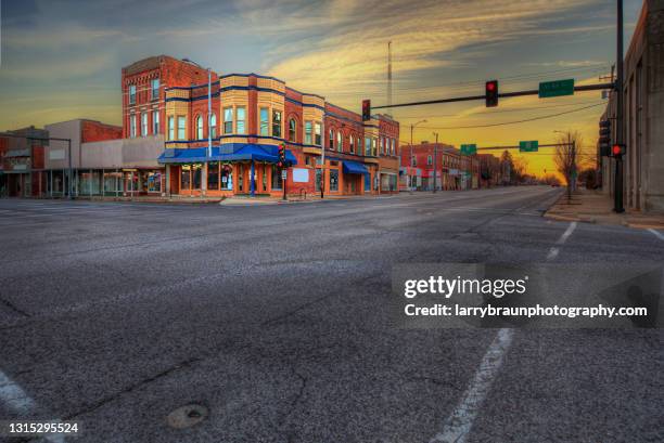 Small Town Intersection Photos and Premium High Res Pictures - Getty Images
