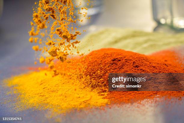 Powder Fallin 3,653 Powder Falling Stock Photos, High-Res Pictures, and Images ...
