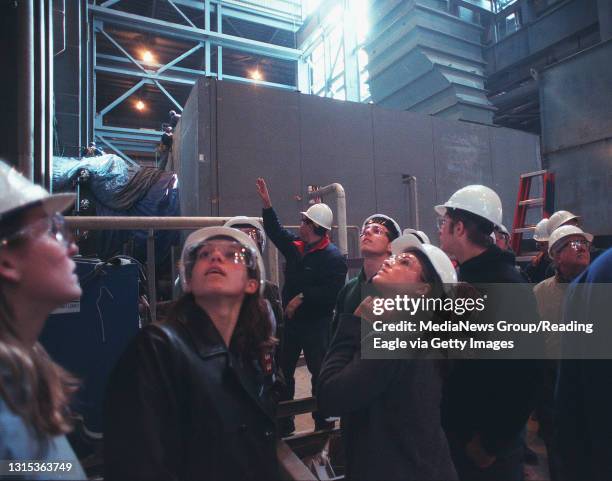Calpine Building 62 Calpine Center Stock Photos, High-Res Pictures, and Images - Getty ...