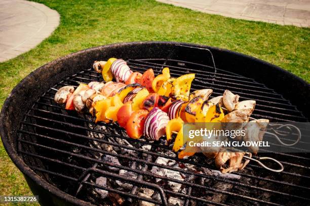 vegetable kebabs - vegetable kebab stock pictures, royalty-free photos & images