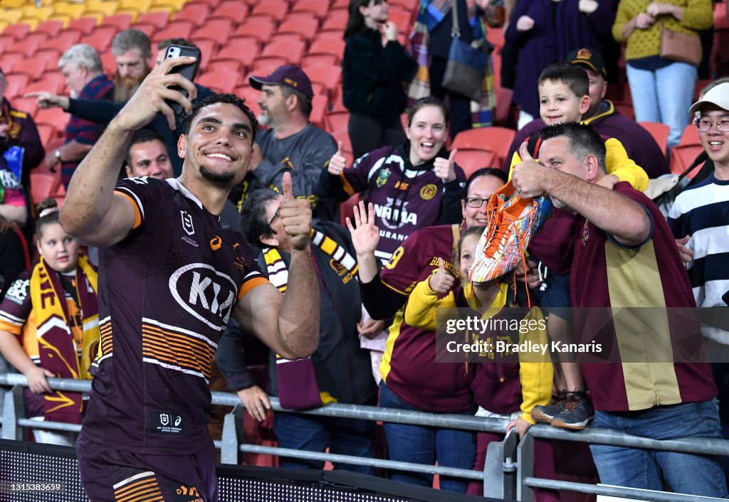 NRL Rd 8 - Broncos v Titans