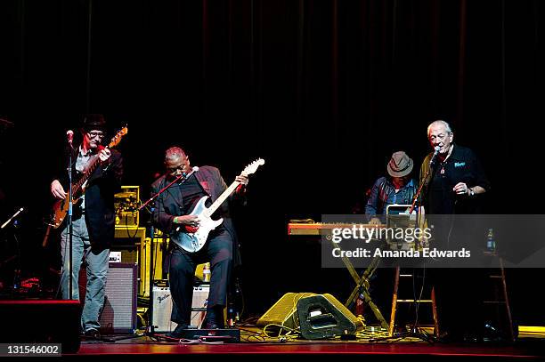 Archie Turner (Musician) Photos and Premium High Res Pictures - Getty ...
