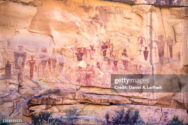 barrier canyon style native american rock art at sego canyon in utah - aboriginal artwork stock pictures, royalty-free photos & images