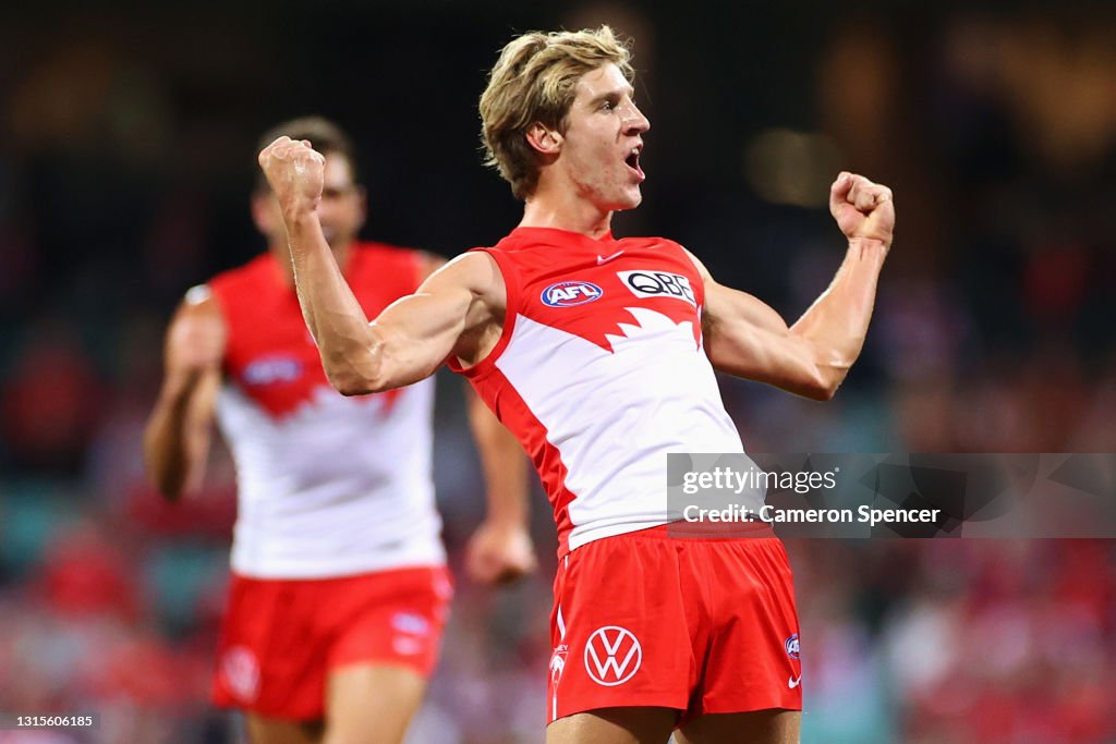 AFL Rd 7 - Sydney v Geelong