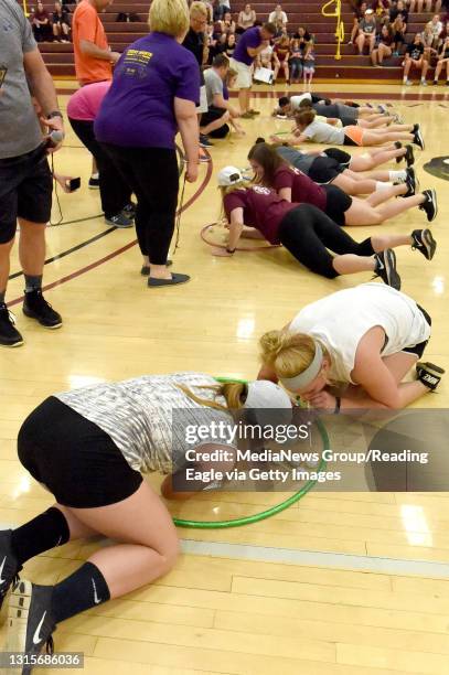 Keystone Arena Hula Angel Photos and Premium High Res Pictures - Getty Images