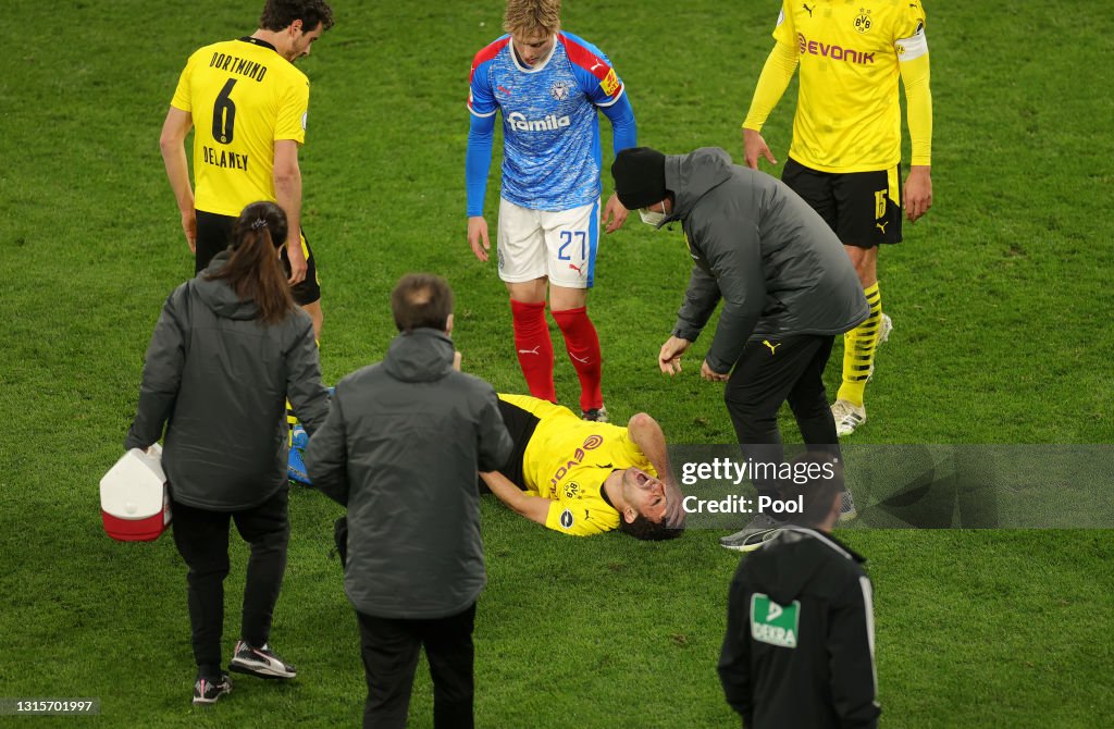 Borussia Dortmund v Holstein Kiel - DFB Cup: Semi Final