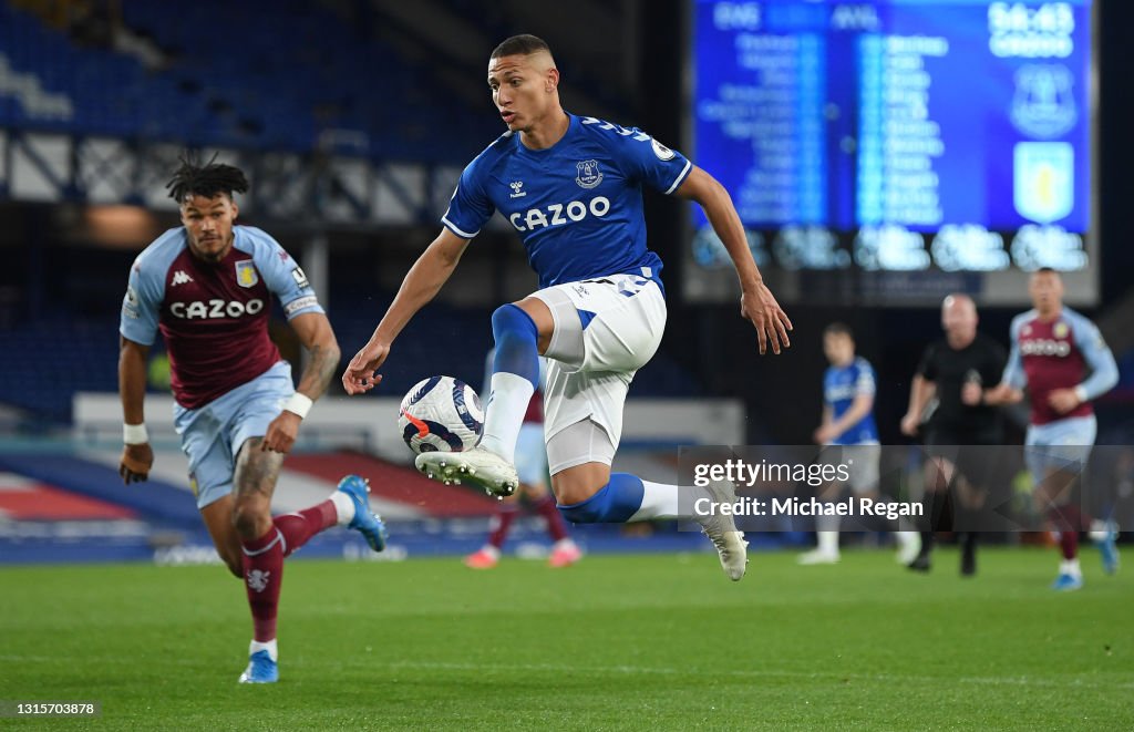 Everton v Aston Villa - Premier League