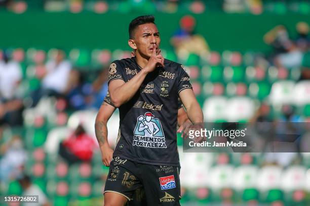 Angel Mena of Leon celebrates after scoring his team's first goal during the 17th round match between Leon and Queretaro as part of the Torneo...