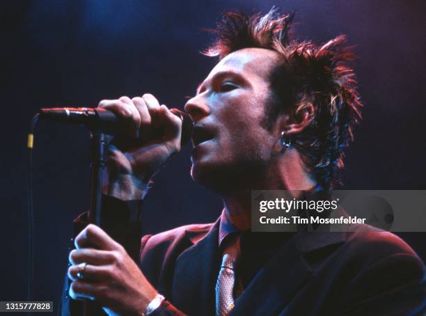 Scott Weiland of Stone Temple Pilots performs at San Jose Arena on November 9, 1996 in San Jose, California.