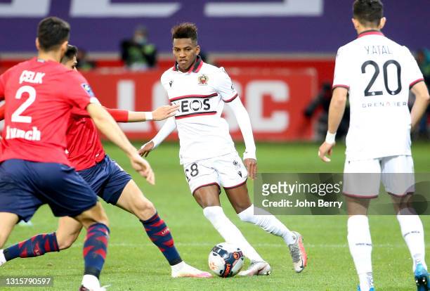 Hicham Boudaoui of Nice during the Ligue 1 match between Lille OSC and OGC Nice at Stade Pierre Mauroy on May 1, 2021 in Villeneuve d'Ascq near...
