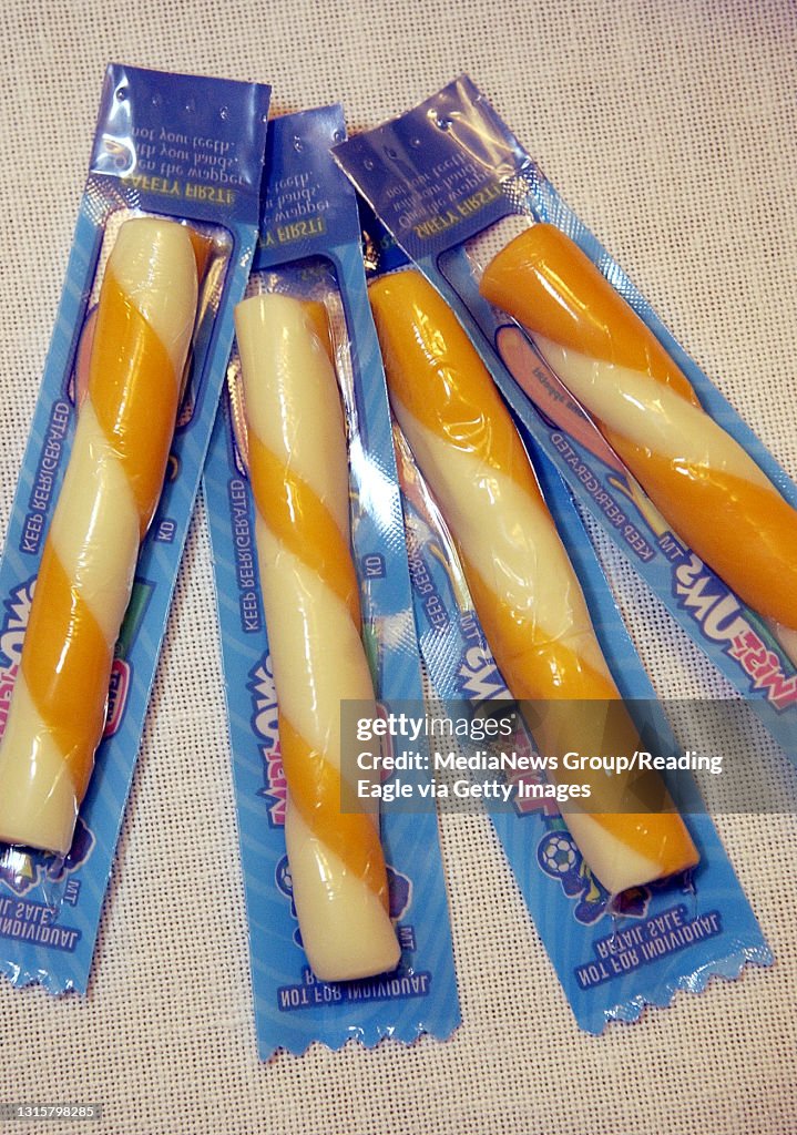 Photo by Tim Leedy 8/18/04String Cheese is part of a quick nutritious breakfast kids can have when heading off to school.