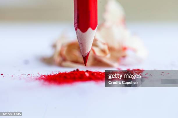 Crayon à Lèvres Auto. Mine Rose - Marque Petugons, Neuf Sous Blister