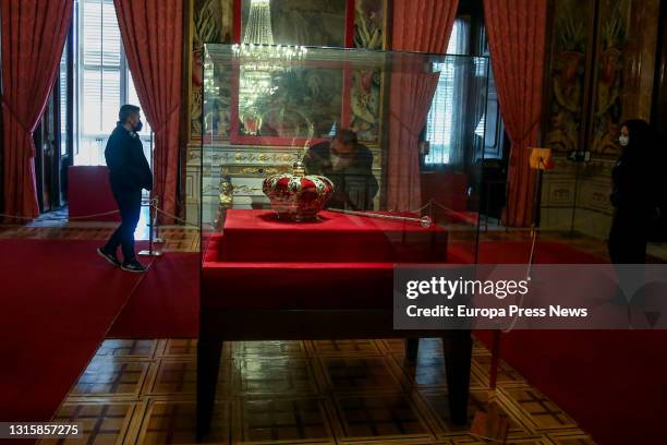 The crown and scepter used in the proclamation of H.M. King Felipe VI in the Crown Room, after its reopening in the Royal Palace of Madrid, on 2 May,...