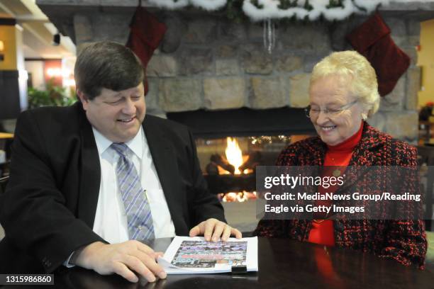 David Rutt 117 Susan Greenberg Photos & High Res Pictures - Getty Images