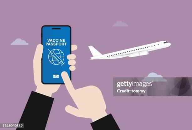 ilustraciones, imágenes clip art, dibujos animados e iconos de stock de un turista utiliza un pasaporte vacunal para viajar - certificado de inmunización
