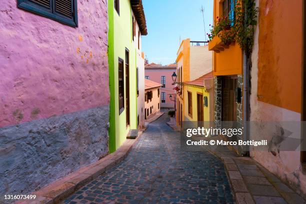 colorful houses in la orotava, tenerife, spain - spansk kultur bildbanksfoton och bilder