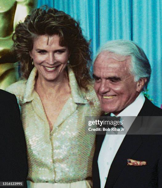 Candice Bergen and Jack Valenti at the 61st Annual Academy Awards Show, March 29, 1989 in Los Angeles, California.