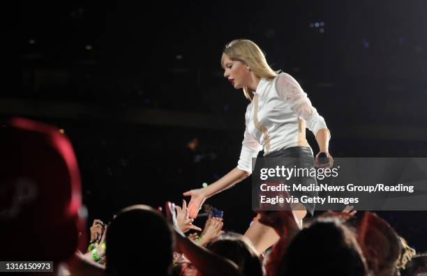 146 Taylorswift Stock Photos, High-Res Pictures, and Images - Getty Images