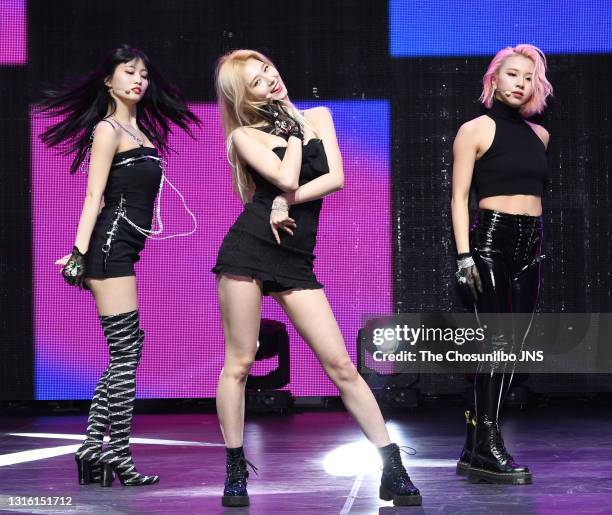 Momo, Sana, Chaeyoung of TWICE attend TWICE's 7th Mini Album 'FANCY YOU' Release Showcase at Yes24 Live Hall on April 22, 2019 in Seoul, South Korea.