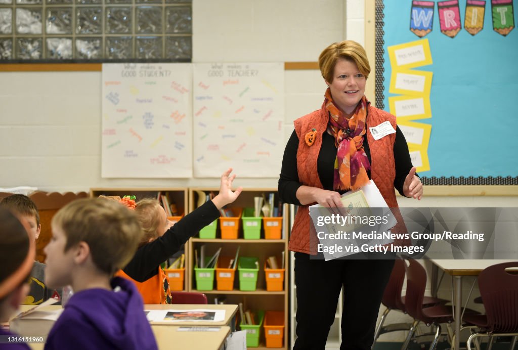 Elaine Royko teaches PATHS to a third grade class at Gilbertsville