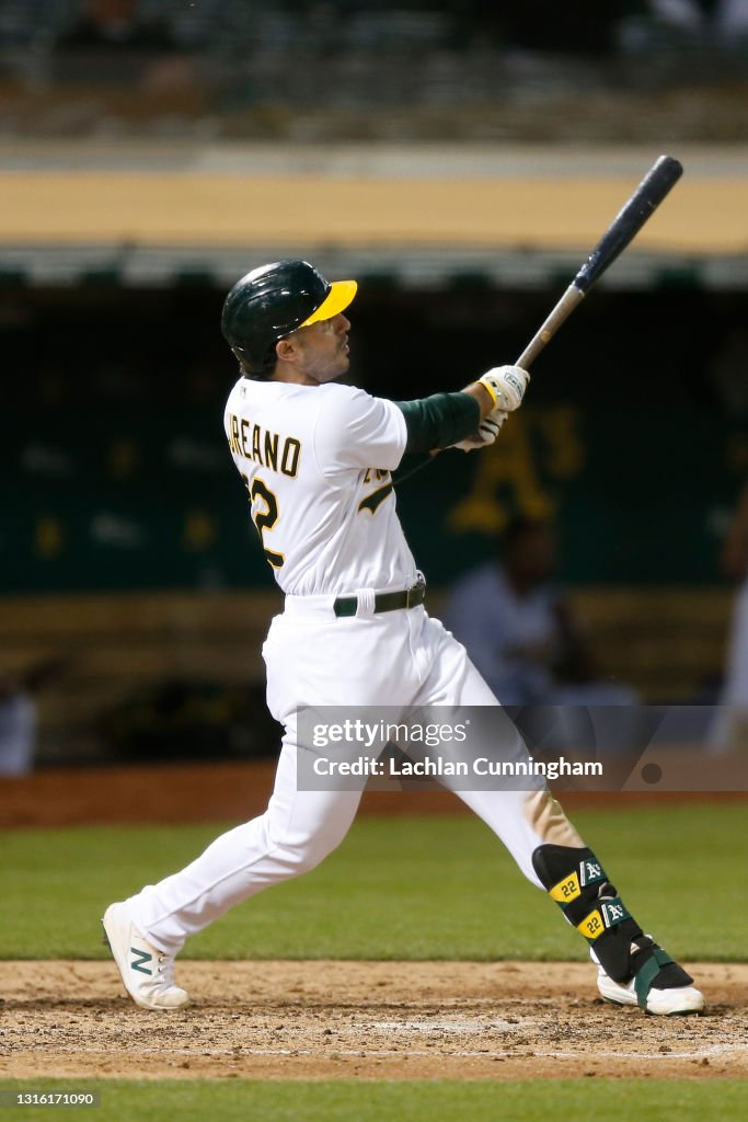 Toronto Blue Jays v Oakland Athletics