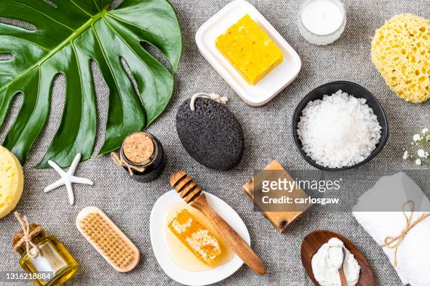 antecedentes de productos naturales para el cuidado de la piel y el cuerpo - shampoo fotografías e imágenes de stock