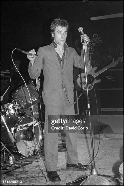 Pub rock singer and harmonica player Lew Lewis performing at the Marquee on Wardour Street, London UK in 1978.
