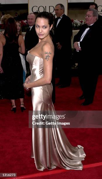 Actress Angelina Jolie arrives at the 58th annual Golden Globes January 21, 2001 at the Beverly Hilton Hotel in Beverly Hills, CA.