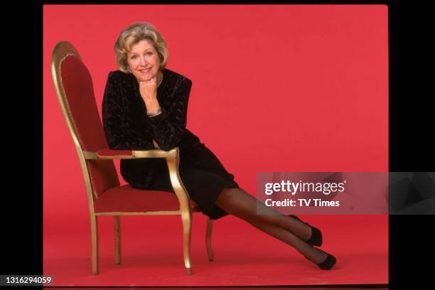 Anne Reed Young 1,013 Anne Reid Photos & High Res Pictures - Getty Images