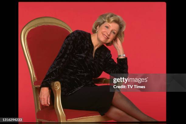 Anne Reed Young 1,013 Anne Reid Photos & High Res Pictures - Getty Images