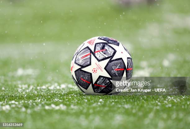 The Adidas Finale 20 match ball is seen on the pitch prior to the UEFA Champions League Semi Final Second Leg match between Manchester City and Paris...