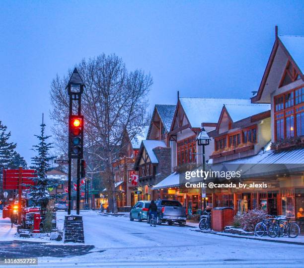 downtown banff - banff springs hotel stock pictures, royalty-free photos & images