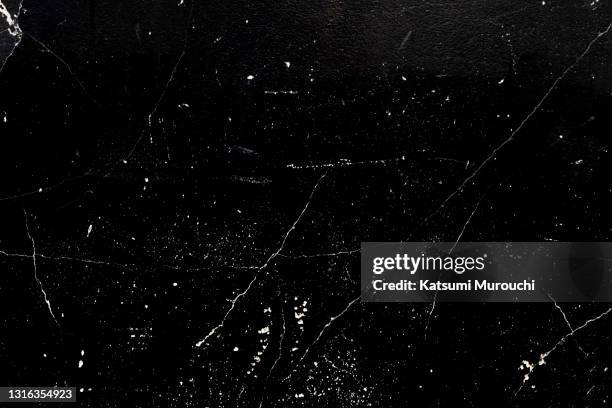 grunge black concrete wall texture background - grunge stockfoto's en -beelden