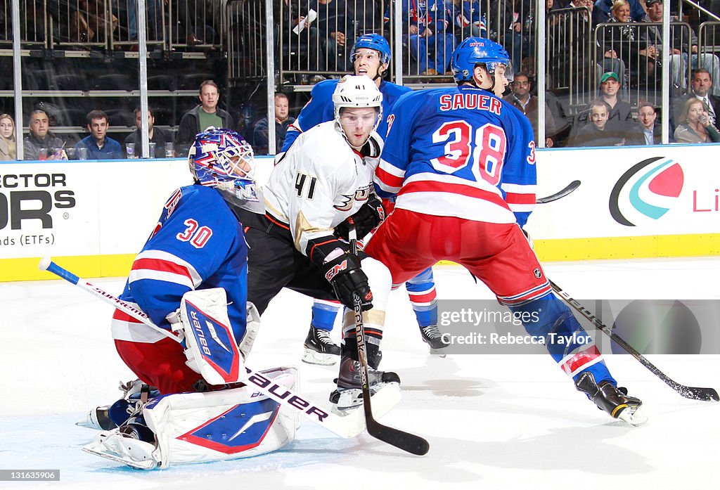 Anaheim Ducks v New York Rangers